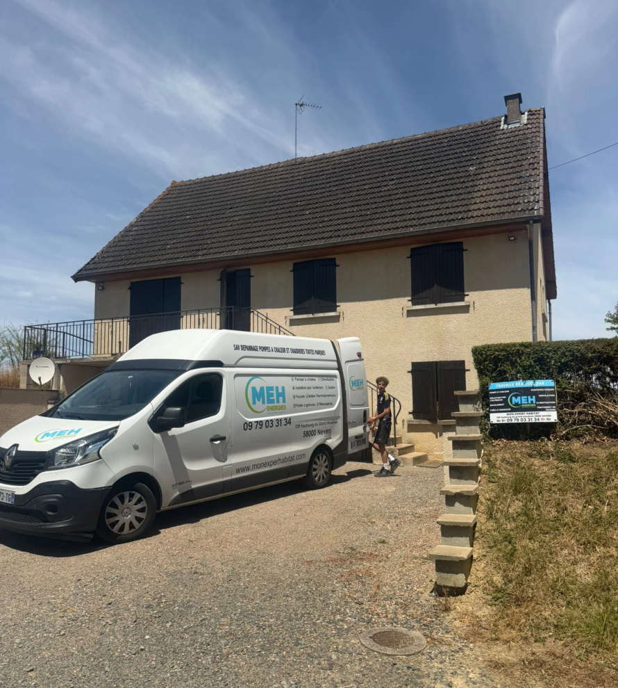 Maison équipée d’une climatisation réversible LG à Cercy-la-Tour dans la Nièvre