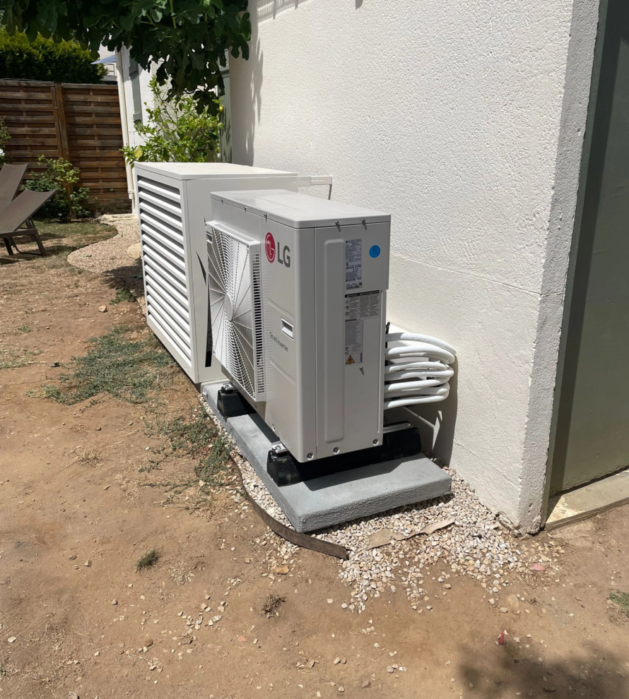 Unité extérieure climatisation quadri-split LG installée à Nevers